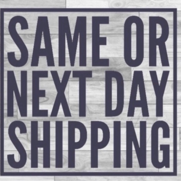 DISNEY BAUBLEBAR Mickey Mouse Bag Enamel Charm HEARTS #78 (Final price $88) - Picture 13 of 13